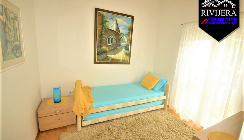 Большая комфортабельная квартира Савина, Герцег Нови-Топ недвижимости Черногории