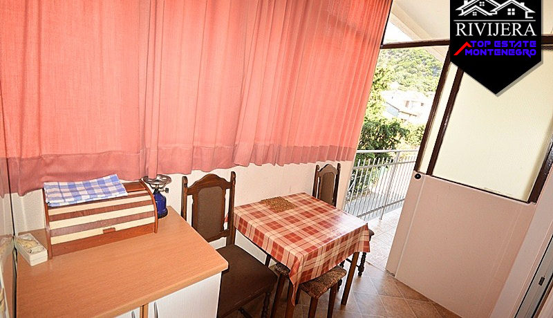 Jednostavan mali stan Igalo, Herceg Novi-Top Nekretnine Crna Gora