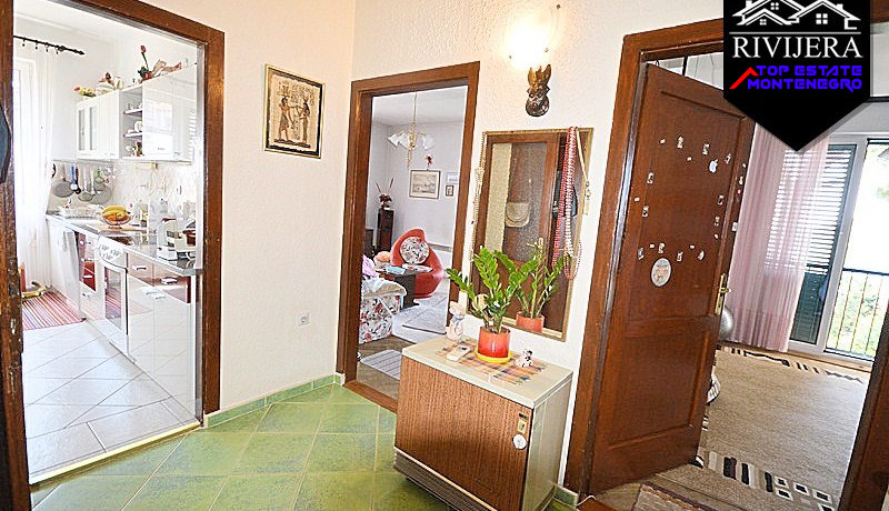 Квартира возле kanli kula Центр, Герцег Нови-Топ недвижимости Черногории