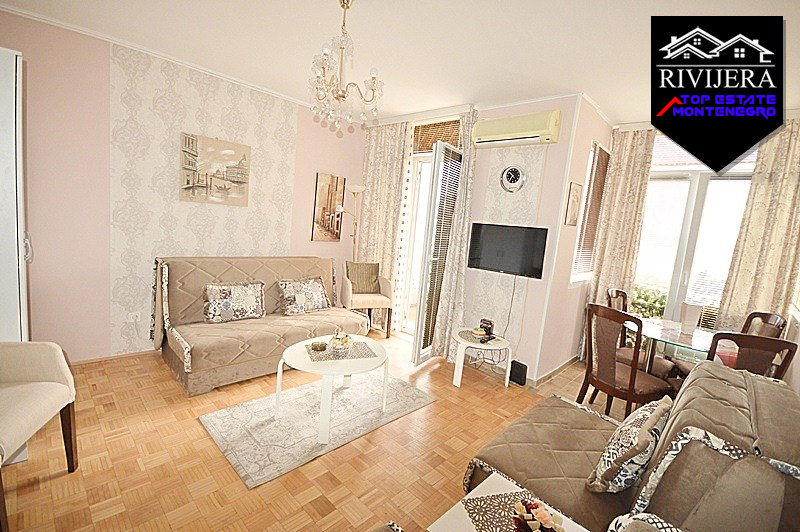 Nice small apartment near sea Igalo, Herceg Novi