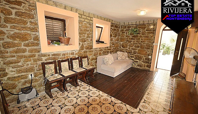 Wohnung mit Innenhof Spanjola, Herceg Novi-Top Immobilien Montenegro