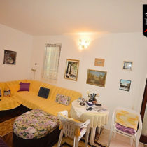 jednosoban_manji_stan_baošići_herceg_novi_top_nekretnine_crna_gora.jpg