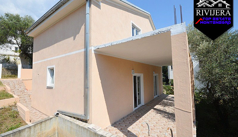Haus mit Zwei Wohnungen Suscepan, Herceg Novi-Top Immobilien Montenegro