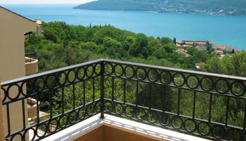 Schöne große Wohnung mit Meerblick Topla, Herceg Novi-Top Immobilien Montenegro