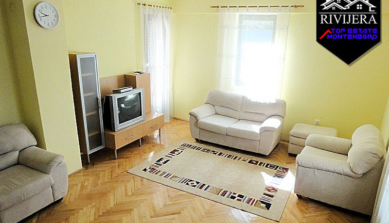 Gute Zwei Zimmer Wohnung St.Vraca, Kotor-Top Immobilien Montenegro