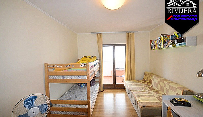 Einfach eingerichtete Wohnung Igalo, Herceg Novi-Top Immobilien Montenegro