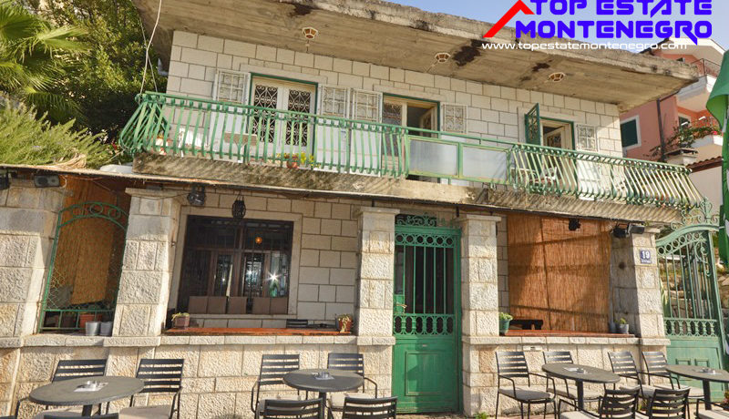 Stone house with caffe-bar Center, Herceg Novi-Top Estate Montenegro