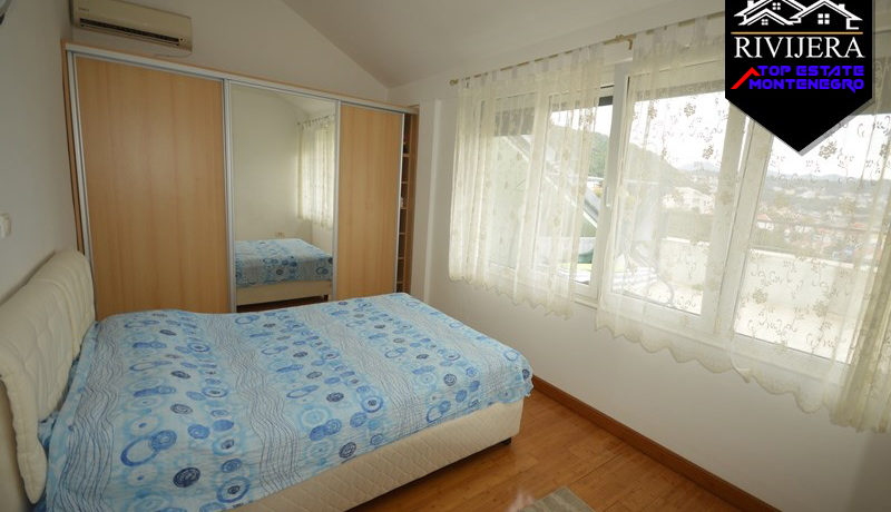 Veliki stan sa dvije spavaće sobe Igalo, Herceg Novi-Top Nekretnine Crna Gora
