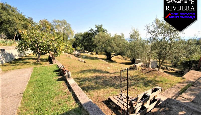 haus_mit_land_trebesin_herceg_novi_top_immobilien_montenegro.jpg