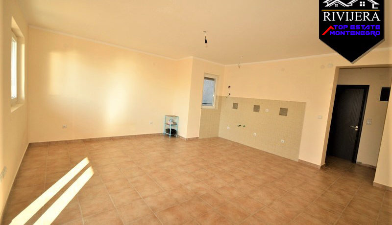 Unmöblierte Ein Zimmer Wohnung Topla, Herceg Novi-Top Immobilien Montenegro