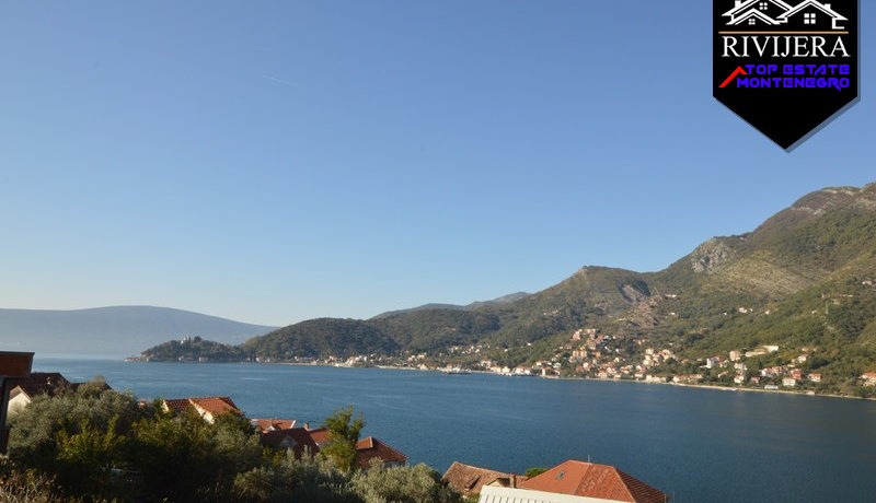 Apartment with sea view Lepetane, Tivat-Top Estate Montenegro