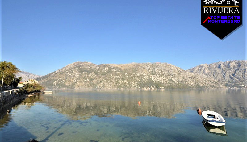 Plac na prvoj liniji Stoliv, Kotor-Top Nekretnine Crna Gora