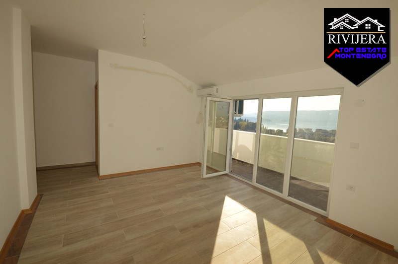 New unfurnished apartment Tivat