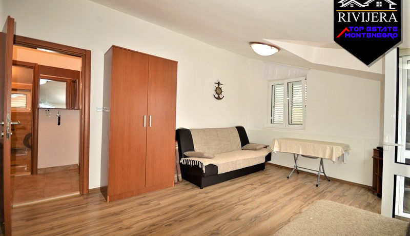 Gemütliche kleine Wohnung Baosici, Herceg Novi-Top Immobilien Montenegro