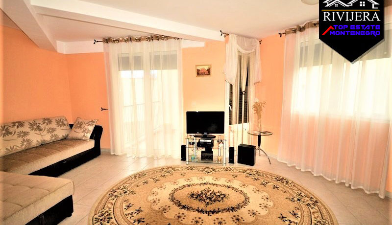 Хорошая квартира с одной спальней Игало, Герцег Нови-Топ недвижимости Черногории