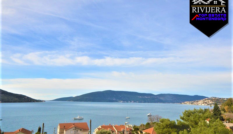 Dobar stan sa predivnim pogledom na more Kumbor, Herceg Novi-Top Nekretnine Crna Gora