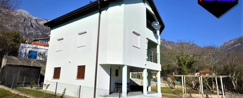 großes_haus_zelenika_herceg_novi_top_immobilien_montenegro.jpg
