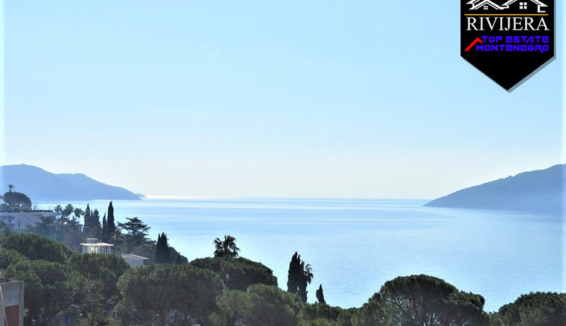 Lijep stan sa pogledom na more Topla, Herceg Novi-Top Nekretnine Crna Gora