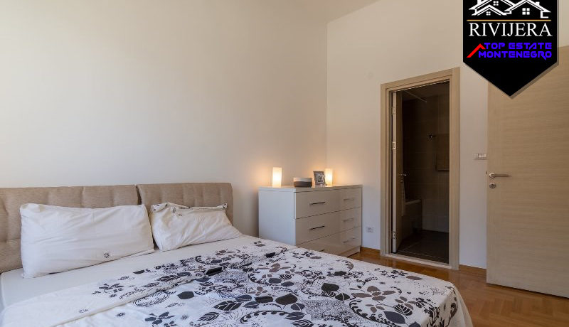 Moderne Zwei Zimmer Wohnung Morinj, Kotor-Top Immobilien Montenegro
