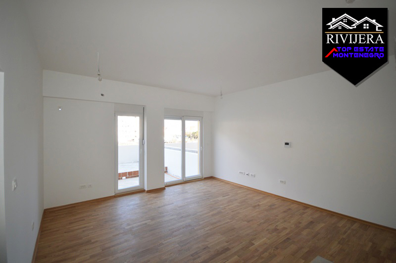 Neue günstige Wohnung Bijela, Herceg Novi