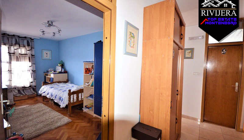 Хорошая трехкомнатная квартира Топла, Котор-Топ недвижимости Черногории