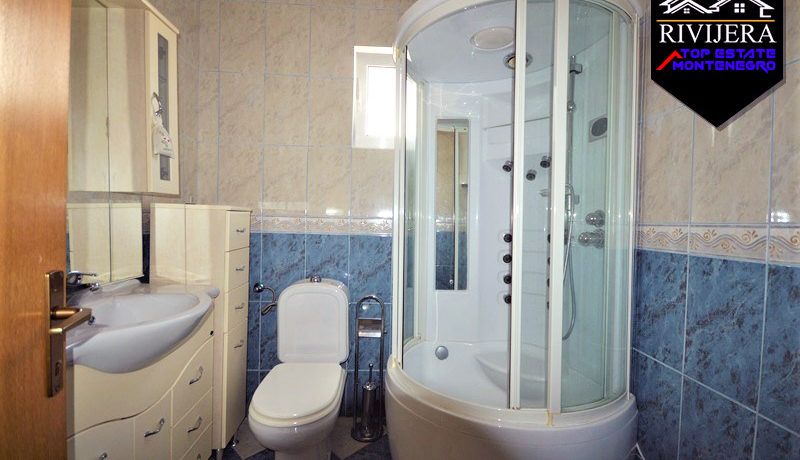 Zwei Zimmer Wohnung Njivice, Herceg Novi-Top Immobilien Montenegro