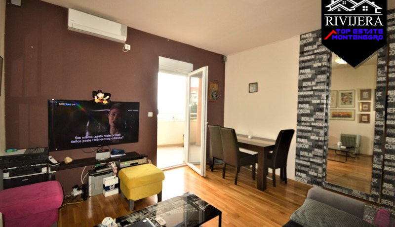 One bedroom apartment overlooking the sea Igalo, Herceg Novi-Top Estate Montenegro