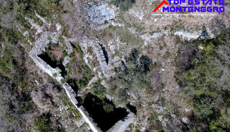 Grundstück mit Ruine Dub, Kotor-Top Immobilien Montenegro