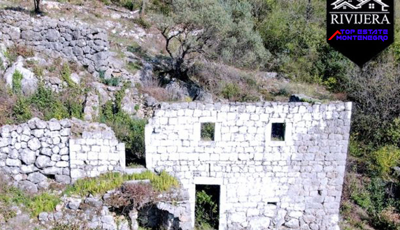 Ruin with plot Dub, Kotor-Top Estate Montenegro