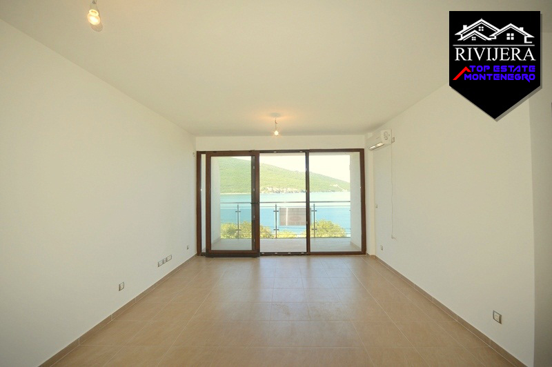 Schöne Ein Zimmer Wohnung in Kumbor, Herceg Novi-Top Immobilien Montenegro