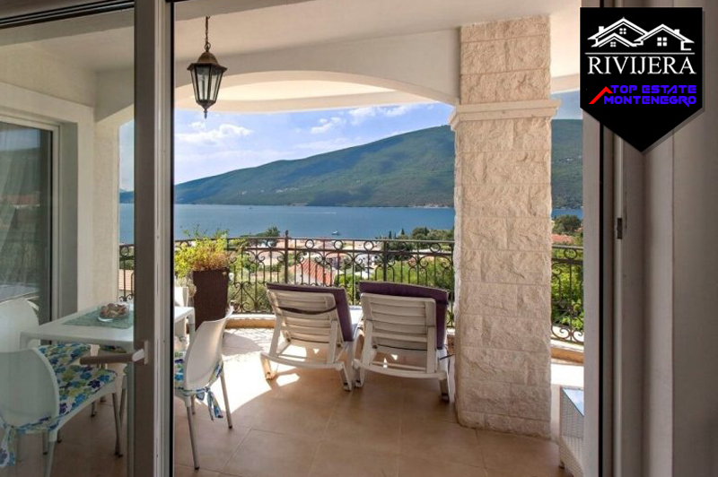 Schöne Zwei ZimmerWohnung mit Meerblick in Djenovici, Herceg Novi-Top Immobilien Montenegro