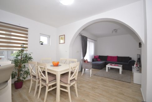 modern_and_bright_ground_floor_apartment_djenovici_herceg_novi_top_estate_montenegro