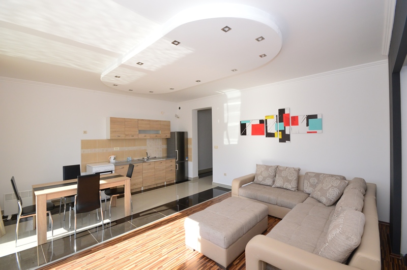 Schoene Wohnung im Erdgeschoss Djenovici, Herceg Novi-Top Immobilien Montenegro