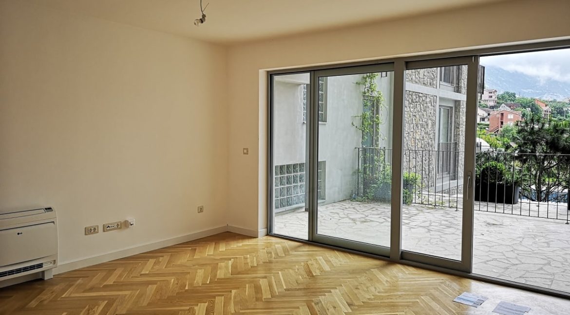Neu gebaute Zwei Zimmer Wohnung Dobrota Kotor-Top Immobilien Montenegro