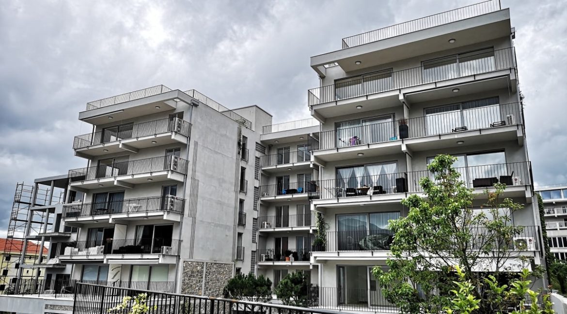 Novoizgradjeni stan Dobrota, Kotor-Top Nekretnine Crna Gora