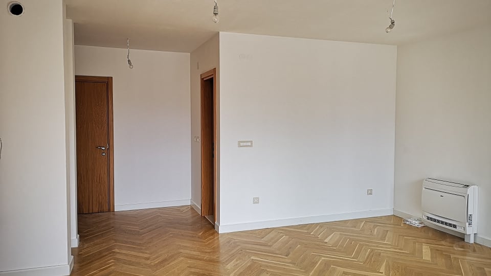 Недавно построенная трехкомнатная квартира Доброта, Котор-Топ недвижимости Черногории