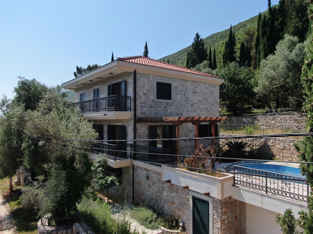 stone_house_with_pool_zvinje_herceg_novi_top_estate_montenegro