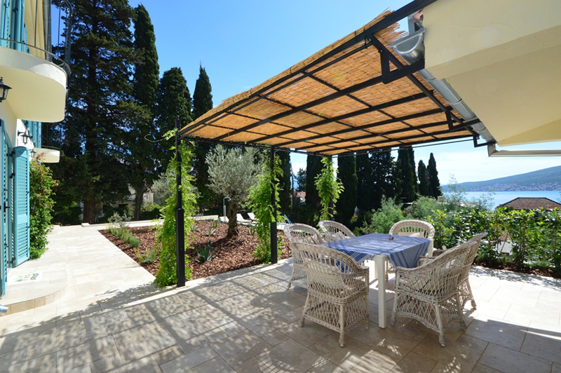 Vila izuzetne kvalitete Baosici, Herceg Novi-Top Nekretnine Crna Gora