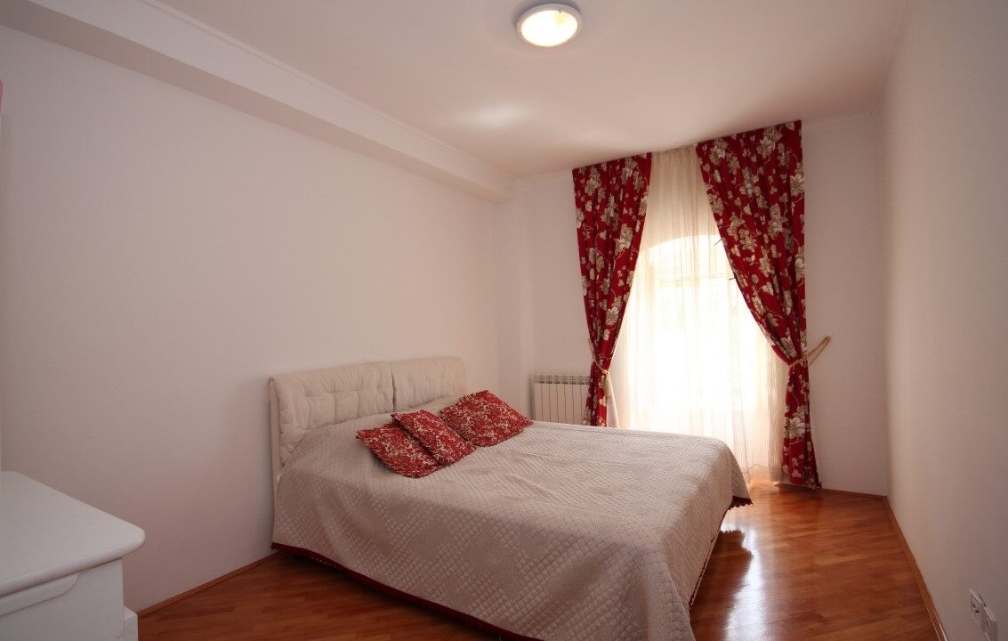 rn-2375-charming-stone-villa-bedroom-3