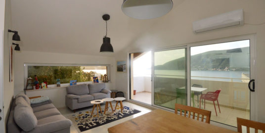 Bright flat with a view of the entrance to the boka bay