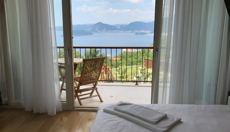 Sehr attraktive villa mit pool Blizikuce, Budva-Top Immobilien Montenegro