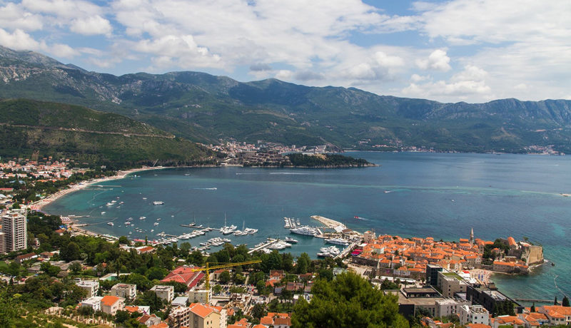 Schöne Villa mit fantastischen Meerblick Budva-Top Immobilien Montenegro
